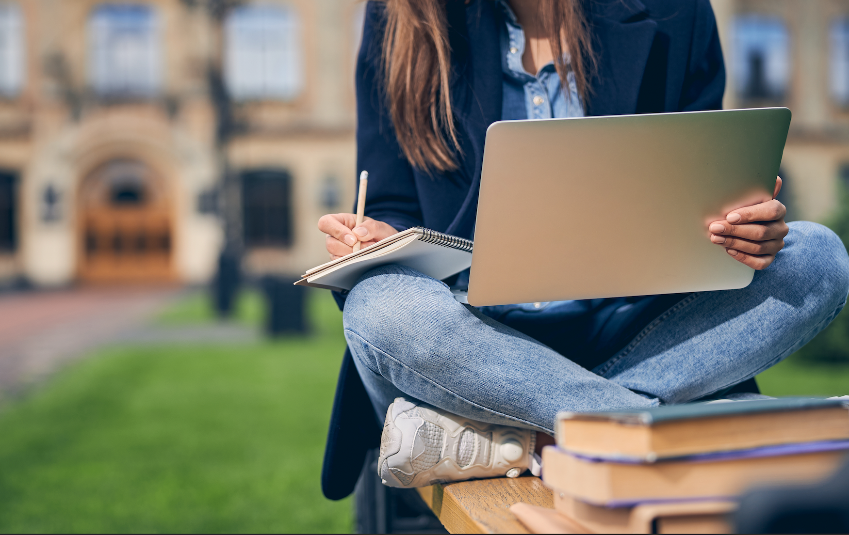 A guide to UCAS and how to apply to university